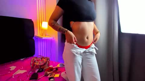 Samanta online show from December 4, 8:52 pm