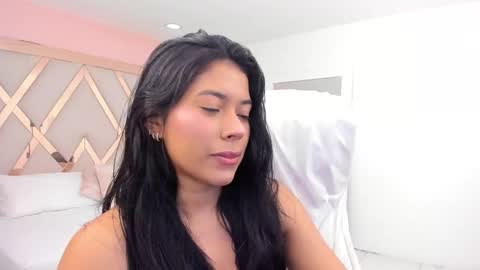 Snapshot of samantaa_shy chatting on October 4, 3:59 am sam online show from October 4, 3:59 am