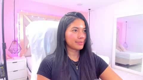 sam  online show from March 3, 11:23 pm