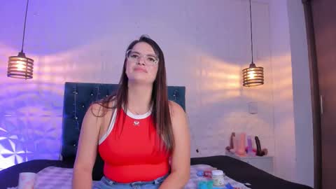 samantha_foxyy online show from March 27, 11:22 am