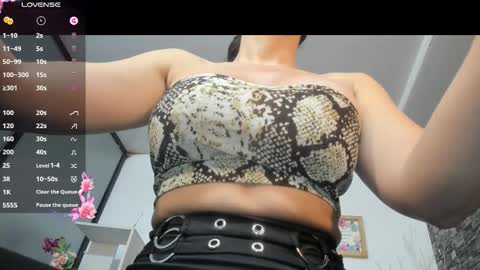 samantha_milfs online show from September 24, 11:17 am