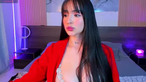 Snapshot of samantha_moons chatting on October 22, 12:03 am samantha_moons online show from October 22, 12:03 am