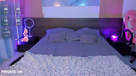 Snapshot of samantha_moons chatting on September 24, 10:49 pm samantha_moons online show from September 24, 10:49 pm