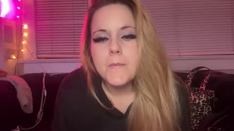 samanthafever online show from January 15, 12:47 pm