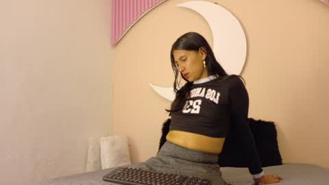 samanthalaurent online show from June 4, 7:53 pm
