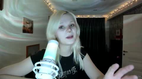 Samantha online show from September 15, 5:47 pm