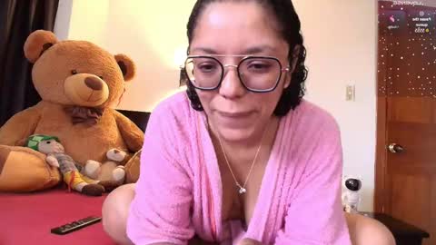 Snapshot of samantta98 chatting on October 14, 12:19 pm SAMMY online show from October 14, 12:19 pm