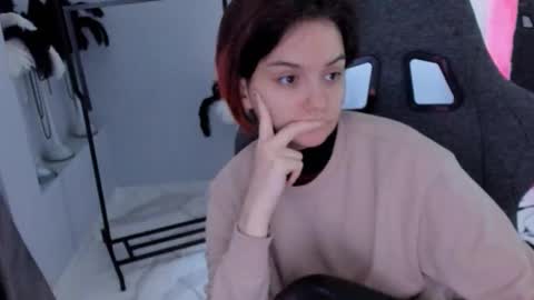 Sam  online show from November 17, 9:12 am