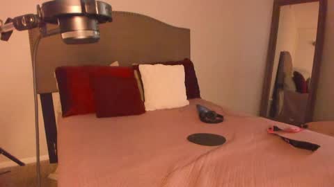 Yaya online show from April 18, 3:52 am