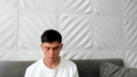 Sam  online show from January 2, 6:34 pm