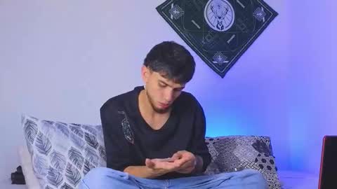 samevansx online show from November 8, 8:45 pm