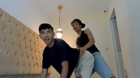 samir_19x online show from July 22, 3:52 am