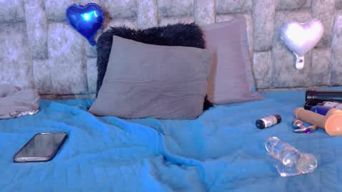 samirths_boy_ online show from February 14, 8:44 pm