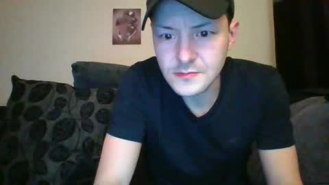 sexy lad looking for fun online show from January 24, 8:00 pm