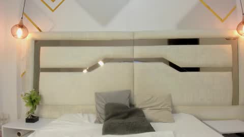 Sammi online show from March 24, 4:07 am