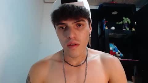 Snapshot of sammytop22 chatting on October 17, 1:31 am sammy model independiente online show from October 17, 1:31 am