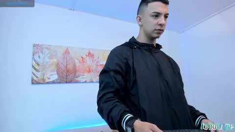 Snapshot of samuel_up chatting on October 14, 3:53 am Samuel online show from October 14, 3:53 am