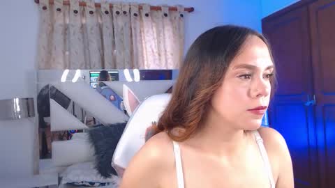 Snapshot of samycollens chatting on September 27, 11:52 am SAMY online show from September 27, 11:52 am