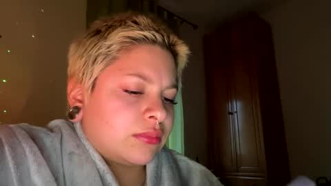 Samymoon online show from March 3, 6:04 pm