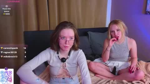 Amy and Polly online show from March 1, 10:53 pm