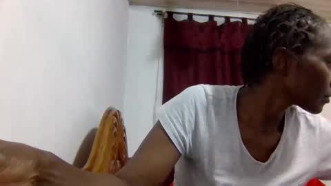 sandra online show from January 12, 6:04 pm