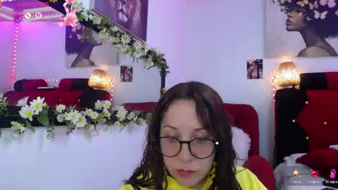 sandraossa online show from July 3, 5:51 pm
