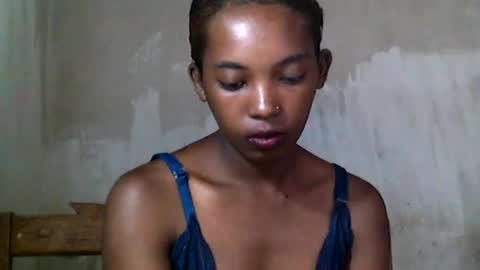 sandrine718 online show from March 19, 6:52 am