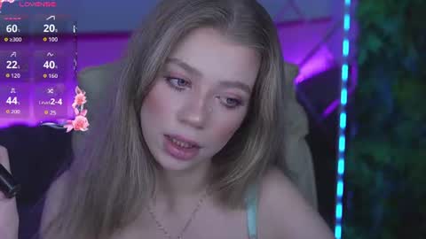 Sandy online show from August 3, 8:04 pm