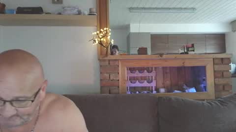 sanroom online show from October 23, 1:56 pm