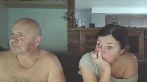 sanroom online show from February 13, 3:37 pm