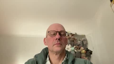 santaclausonice online show from December 1, 10:41 pm