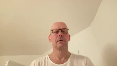 santaclausonice online show from November 17, 10:56 pm