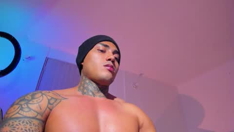 Santi Ferrer online show from February 14, 2:25 am