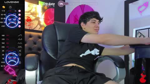 santi online show from January 31, 9:05 pm