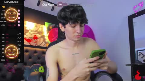 santi online show from January 28, 6:49 pm