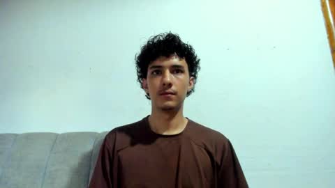 santi_twink19 online show from June 13, 11:20 am