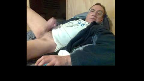 santiago_n online show from July 27, 11:57 pm