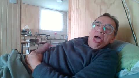 santiago_n online show from July 24, 7:33 pm