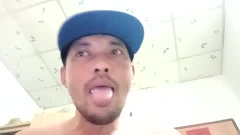 santichai561323 online show from February 13, 6:09 am