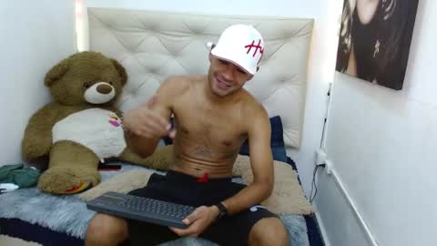 Santino Cruz online show from December 5, 12:50 pm