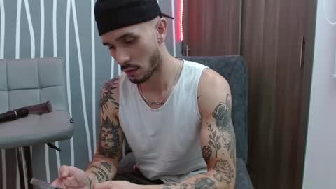 Santy Torres online show from February 27, 4:05 am