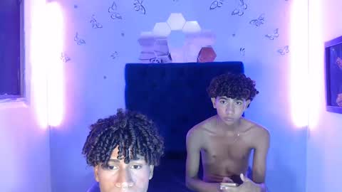 santiago online show from December 6, 4:33 pm