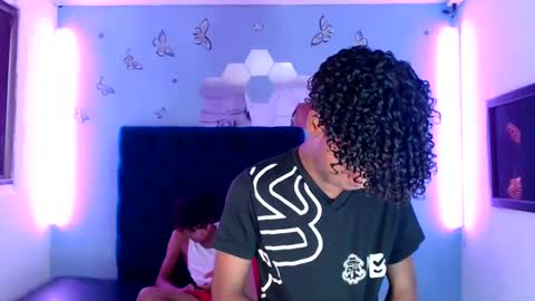 santiago online show from December 28, 1:59 pm