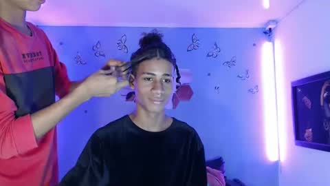 santiago online show from December 4, 1:14 pm