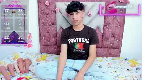 Santiago Carrington online show from March 7, 8:55 pm