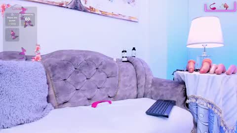 Santiago Carrington online show from April 17, 3:03 pm