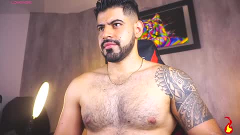 santiago online show from April 12, 10:52 am