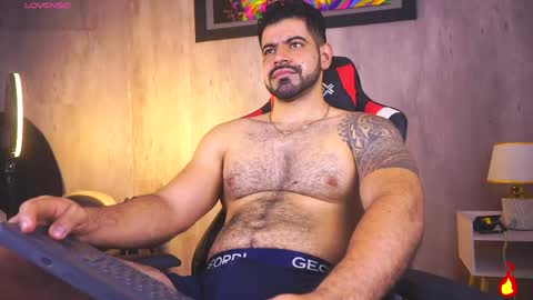 santiago online show from May 19, 10:11 am