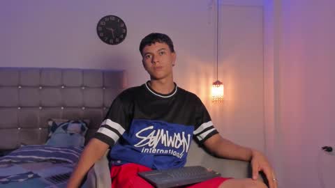 santy_stump online show from November 8, 11:30 pm