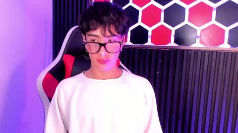Santy  online show from June 5, 4:08 am